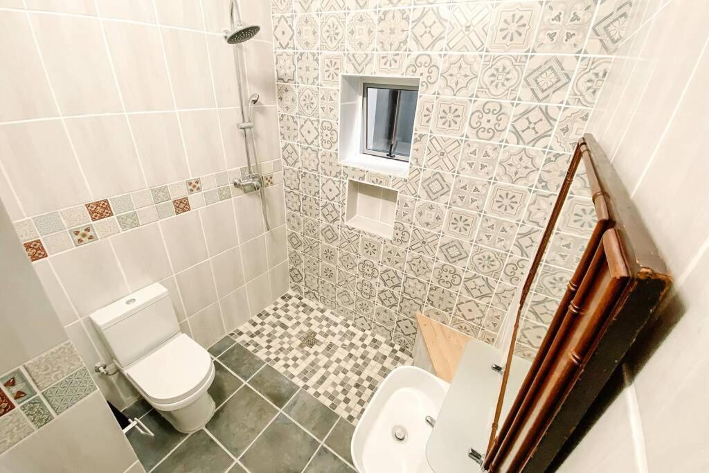 Le Grec Wine Tram Apartment 弗朗斯胡克 外观 照片