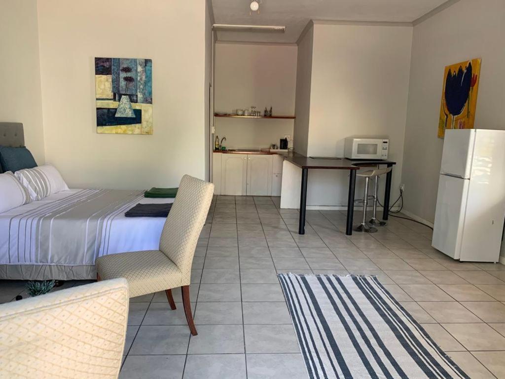 Le Grec Wine Tram Apartment 弗朗斯胡克 外观 照片
